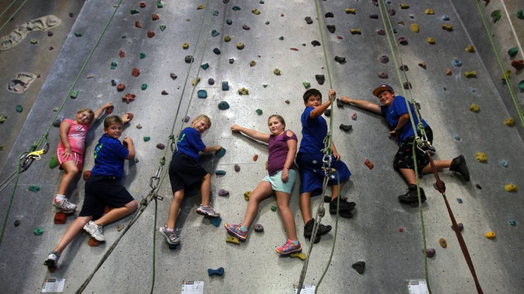 Rock Climbing Provides Healthy Life Along with Strength to the Body